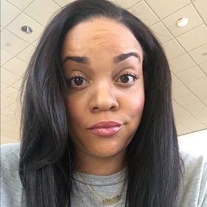 Meet your Posher, Lena